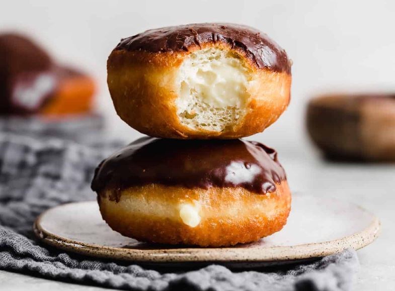 boston cream donut